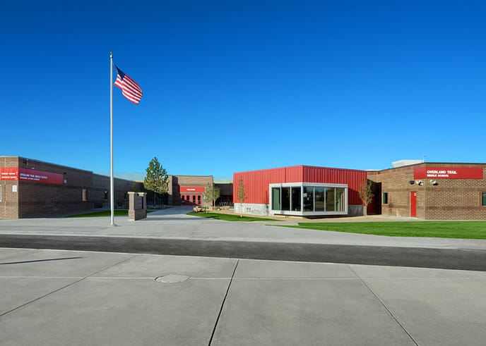 overland trail middle school_1717_03